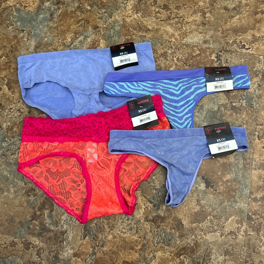 No Boundaries Thongs Panty Bundle Womens Size XS Lot Of 4 Hipster Thong